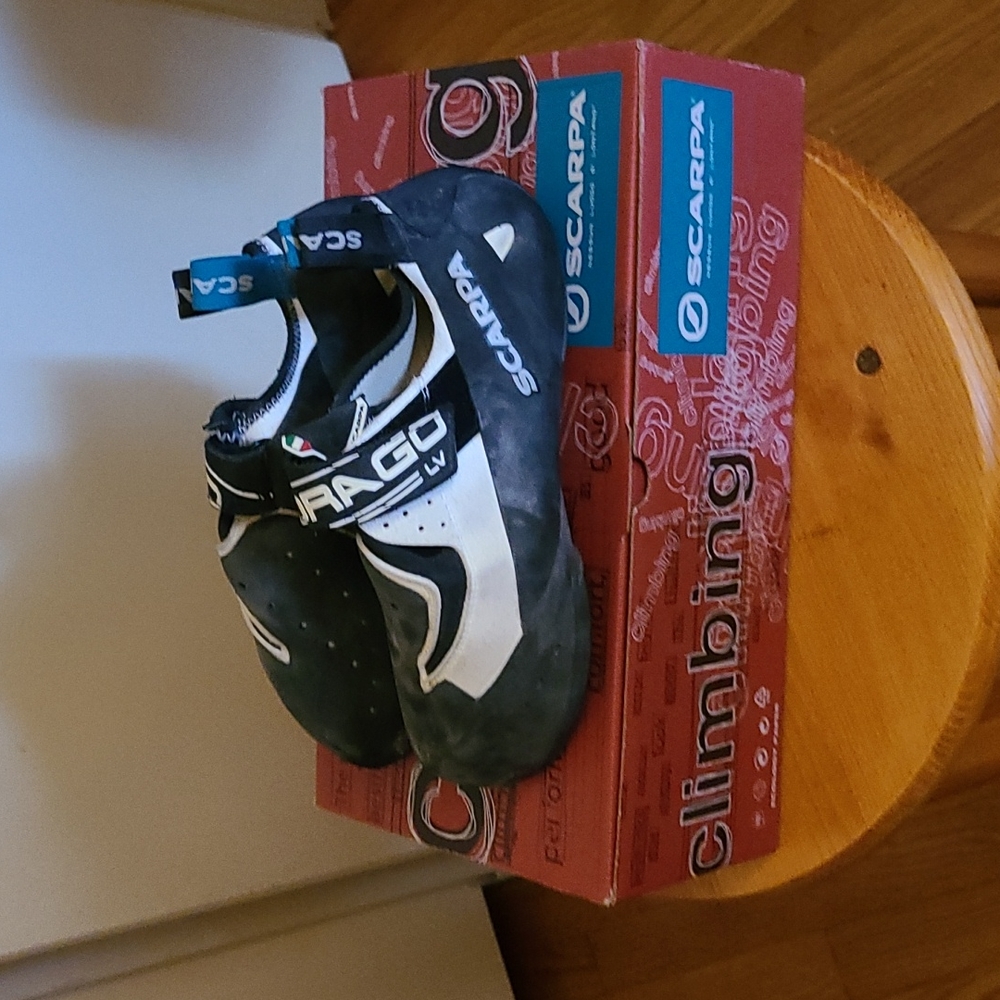 Scarpa Drago LV  euro size 42.5